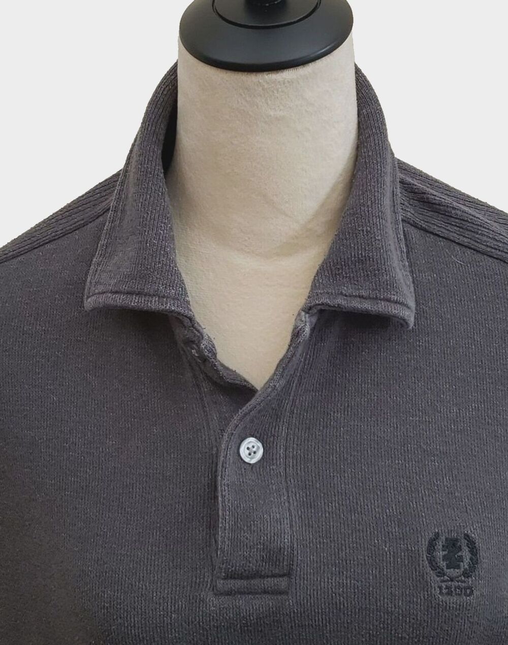 Izod's Men's Henley Long Sleeve Gray Collar Shirt, Size Medium Cotton/Poly Blend